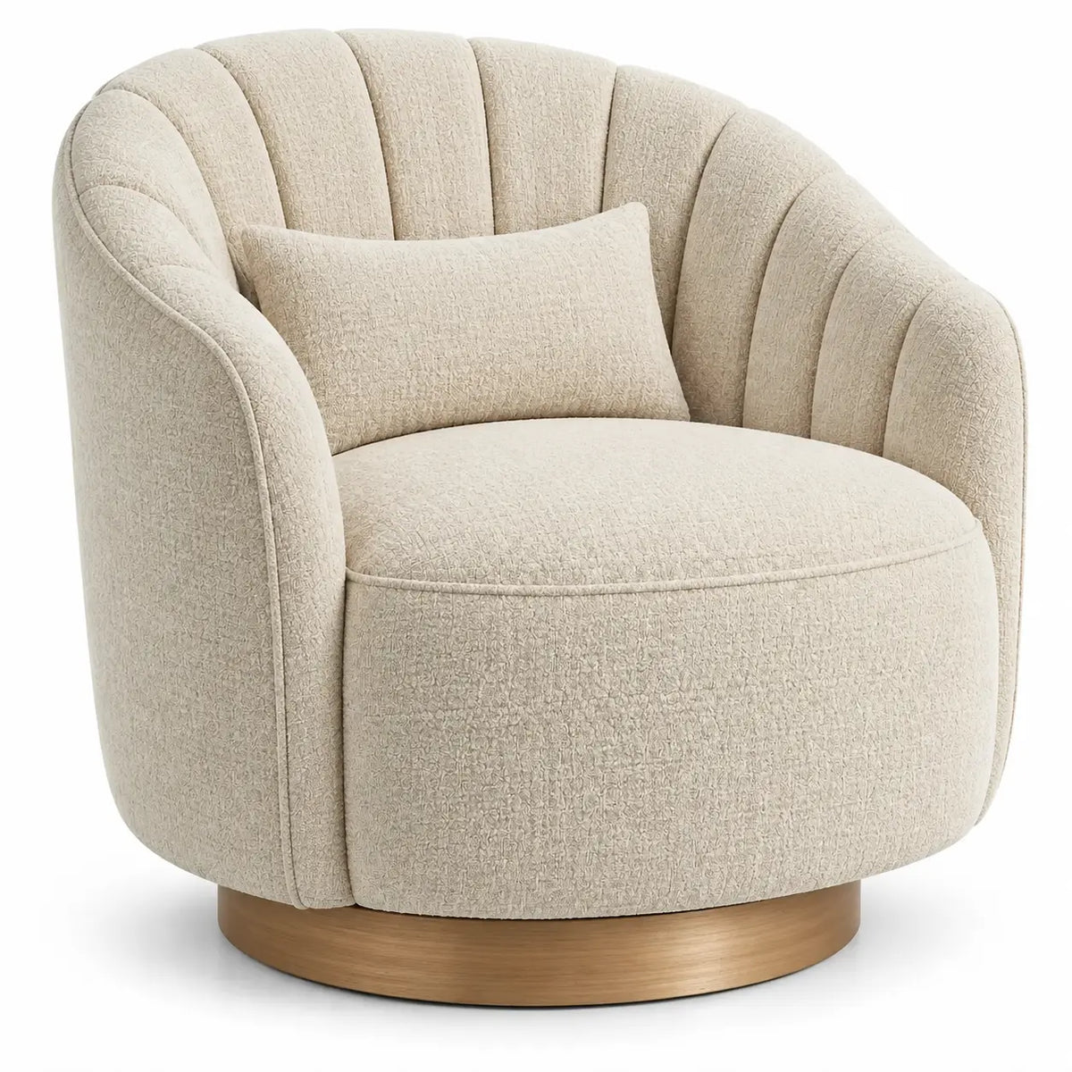 Sillón tapizado de líneas curvas con acolchado acanalado, beige y dorado