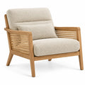 Sillón con estructura abierta con detalles de entramado, beige y marrón
